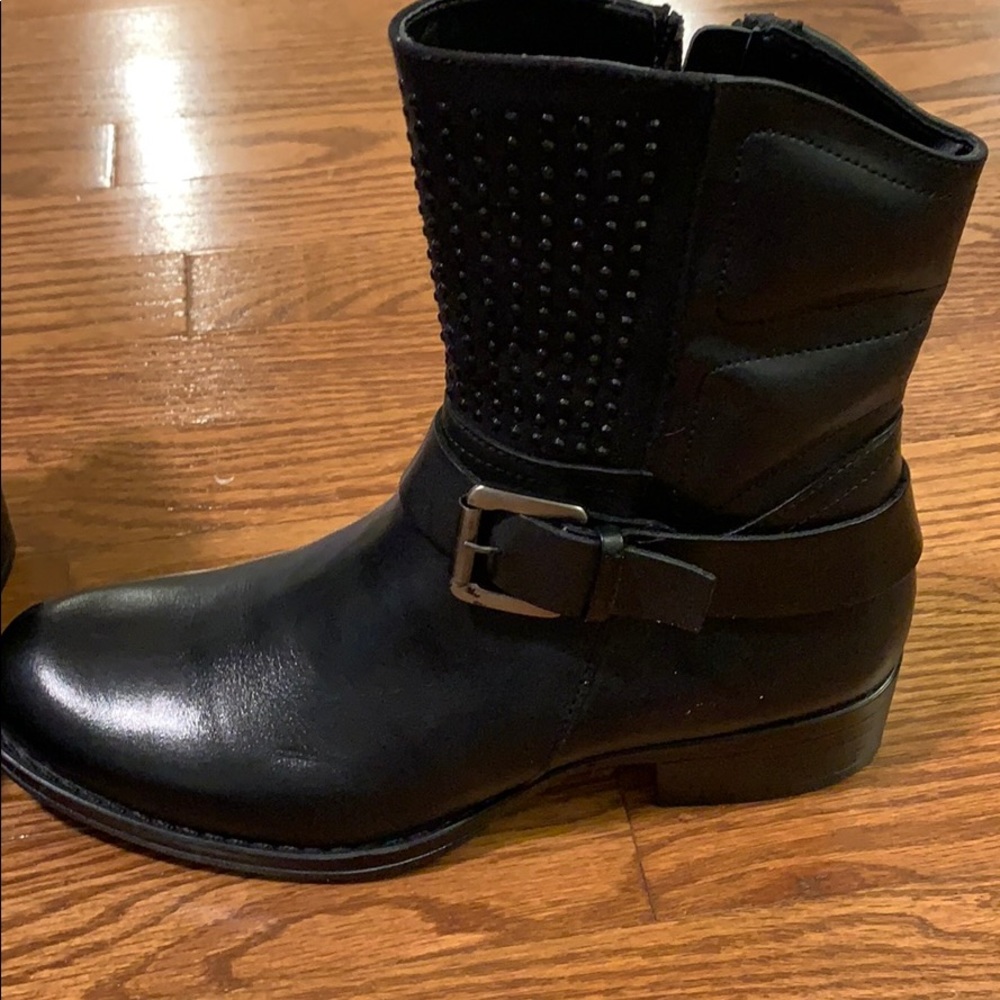 Studded Black Lyard Boots Size 7
